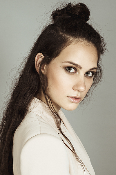LORENA KRISTEN WICCE 8
